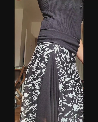 Midi asymmetrical Skirt