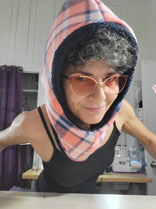 Double-faced Polar fleece hood with neck warmer