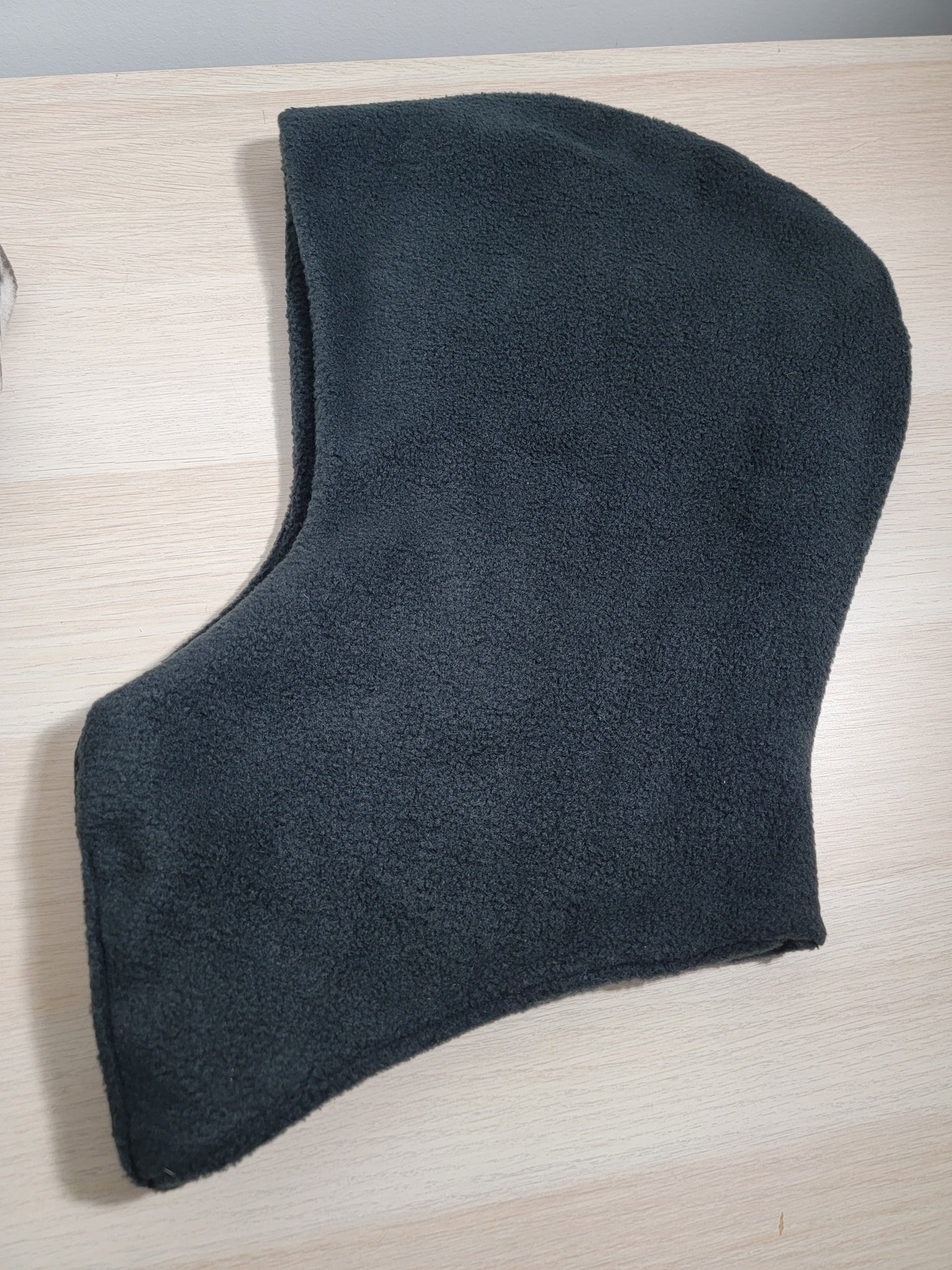 Double-faced Polar fleece hood with neck warmer